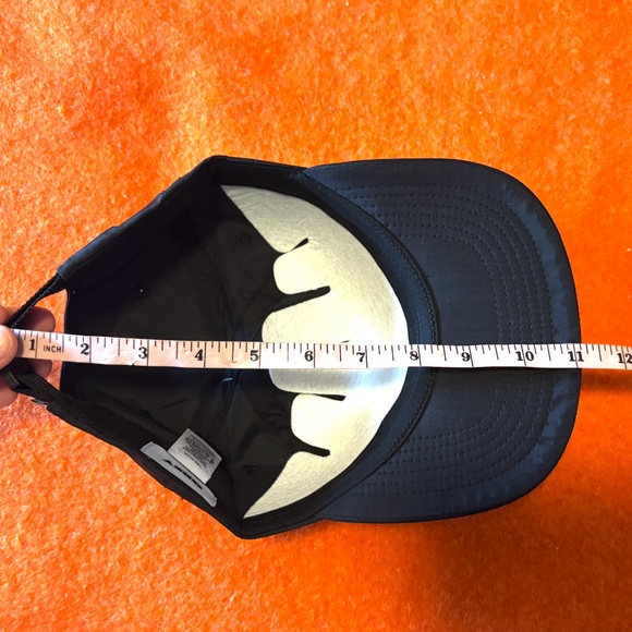 Obey unisex black and white cursive logo nylon cap hat NWT - Picture 7 of 7